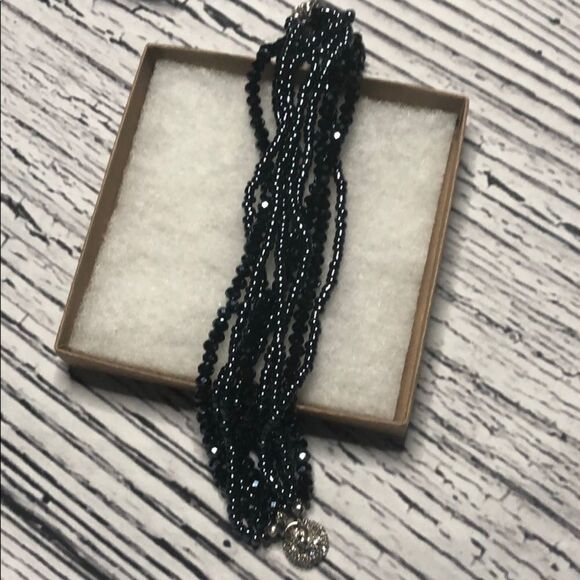 Multi-strand navy beaded sparkle bracelet - Picture 4 of 6